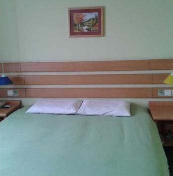 Home Inn Chongming Island West Road - Tsingtao ชิงเต่า ภายนอก รูปภาพ